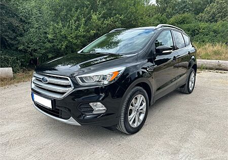 Ford Kuga 2,0 TDCi 2x4 110kW Titanium Titanium