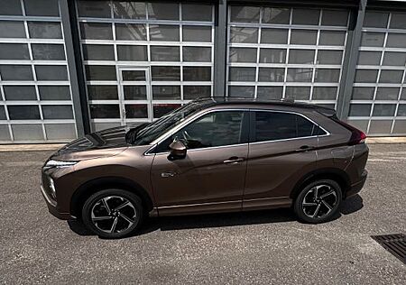 Mitsubishi Eclipse Cross PHEV Plus Select 4WD