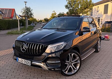 Mercedes-Benz GLE 350 d 4MATIC - SOFTCLOSE, CARBON, PANORAMA