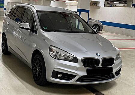 BMW 2er 218 Gran Tourer/7 Sitzer/Navi/Euro6/Shzg/Tempom.