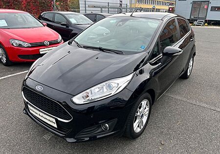 Ford Fiesta Celebration/ NAVI /SHZ / PDC