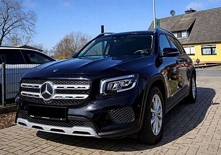 Mercedes-Benz GLB 220 d 4MATIC DCT -