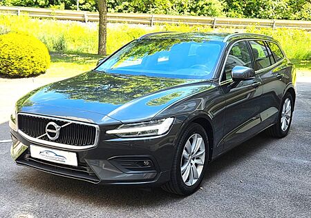 Volvo V60 Kombi Momentum Pro Kamera TOP