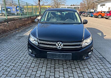 VW Tiguan Volkswagen 2.0 TSI 155kW DSG 4MOTION Sport & Style