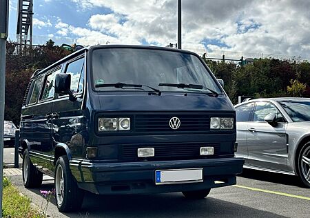 VW T3 Multivan Volkswagen T3 Carat ProjektZwo WBX Klima SiHz StHz GRA eASP