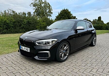 BMW 140 M140i Sport-Aut. Navi Prof. CarPlay Service NEU!