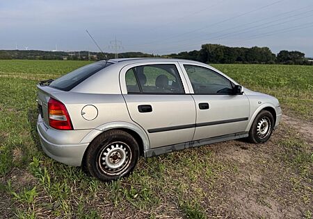 Opel Astra 1.6 Automatik -