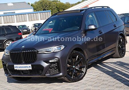 BMW X7 M50d EDITION DARK SHADOW "B&W/Pano-SKY/Laser"