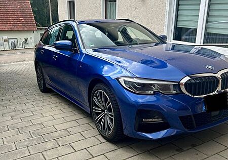 BMW 330i xDrive Touring M Sport Automatik