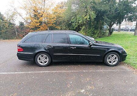 Mercedes-Benz E 220 CDI T AVANTGARDE Avantgarde