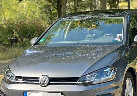 VW Golf Volkswagen 1.5 TSI ACT Comfortline R-Line