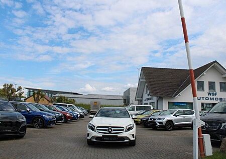 Mercedes-Benz GLA 200 Automatik,Navigation,Panorama,Xen,Sports