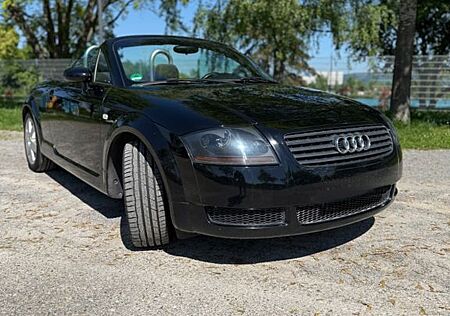 Audi TT Roadster 1.8T 110KW SITZHEIZUNG CABRIO