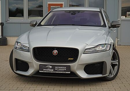 Jaguar XF 3.0D Sportbrake 300 Sport*AHK*Leder*Kam*