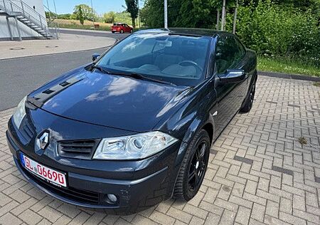 Renault Megane II Coupe Cabrio Avantage/E- Dach/TÜV Neu