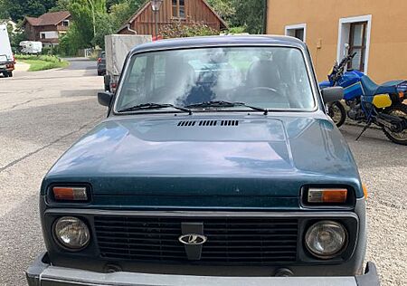 Lada Niva 1.7i Kult Kult