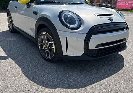 Mini Cooper SE Classic Trim Classic Trim