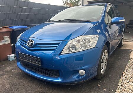 Toyota Auris 1,33-l-Dual-VVT-i Edition