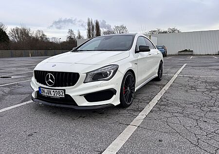 Mercedes-Benz CLA 45 AMG