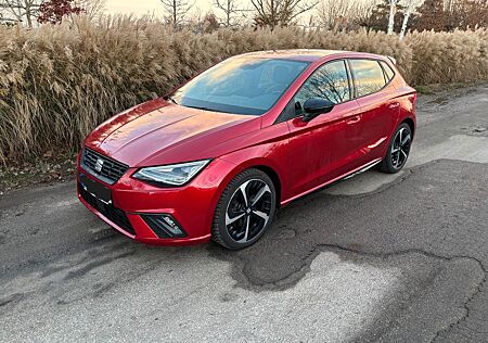 Seat Ibiza 110kW FR DSG CARBON 18" GjR Kam Garantie