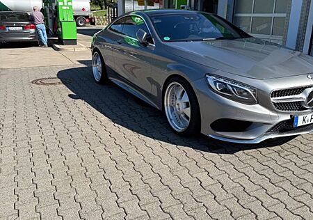 Mercedes-Benz S 500 4MATIC AMG Line Coupé AMG Line
