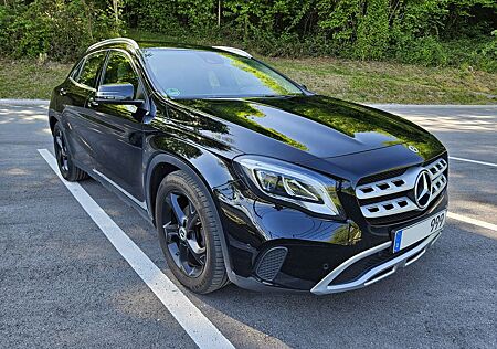 Mercedes-Benz GLA 220 d 4MATIC DCT Sport 360°Kamera, 8fach ber