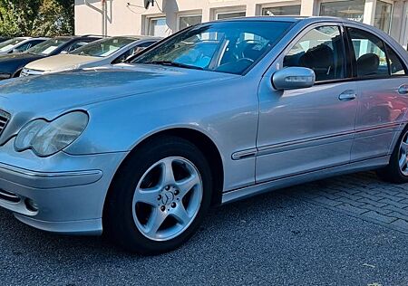 Mercedes-Benz C 180 Limousine