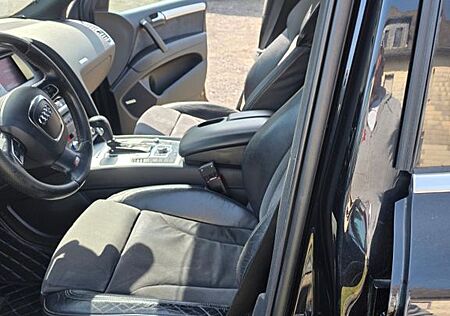 Audi Q7 3.0 TDI (DPF) quattro tiptronic -