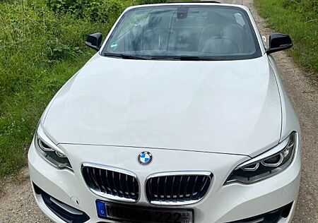 BMW 220i Cabrio Sport Line Sport Line