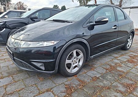 Honda Civic 1.4 Comfort Tel. 01521 8099052