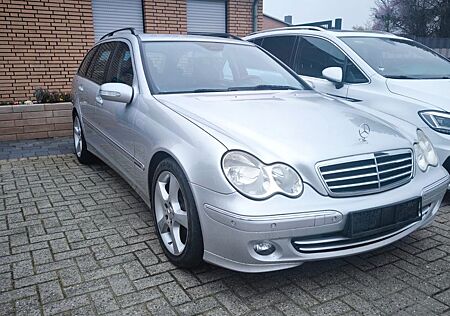 Mercedes-Benz C 200 KOMPRESSOR T AVANTGARDE Avantgarde