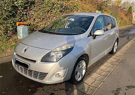 Renault Grand Scenic Dynamique TCe 130 7-Sitzer mit Navi