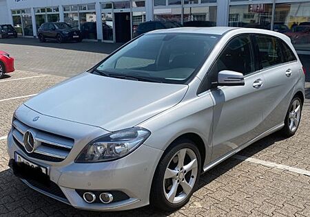 Mercedes-Benz B 200 CDI -