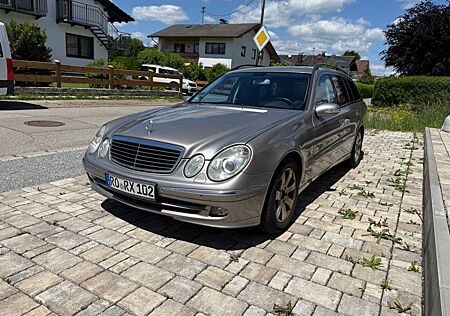 Mercedes-Benz 320
