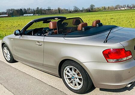 BMW 120d Cabrio,Kashmirsilb,Klima,Leder,Navi, 1.Hand