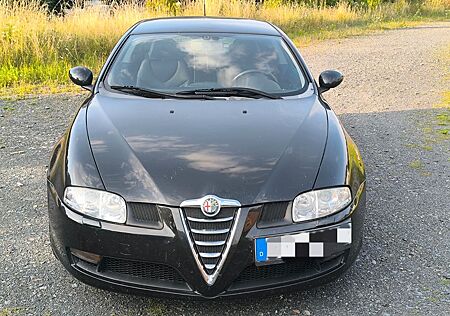 Alfa Romeo GT 3.2 V6 24V Distinctive