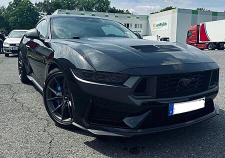Ford Mustang 5.0 Ti-VCT V8 Auto Dark Horse Dark Horse