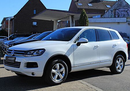 VW Touareg Volkswagen V6 FSI BMT+XENON+AHK+LEDER+MEMORY+NAVI