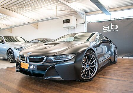 BMW i8 COUPE