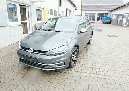 VW Golf Volkswagen VII Lim. Comfortl. Navi ACC LED SHZ AHK