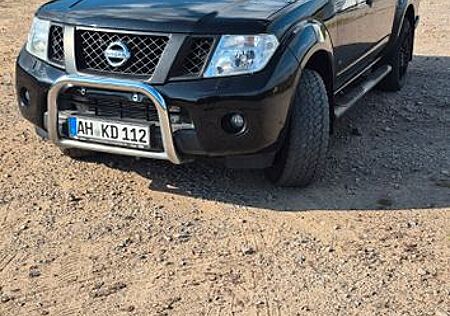 Nissan Navara D40 V6