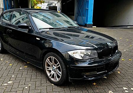 BMW 116 gebraucht kaufen BMW 116i -Klimaanlage, Scheckheft, Tempo, TÜV bis 27
