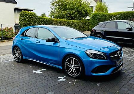Mercedes-Benz A 180 AMG Line Pano Standheizung Kamera Diamant