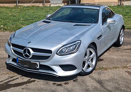 Mercedes-Benz SLC 200 9GTRONIC LED NAVI AIRSCARF