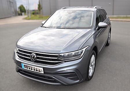 VW Tiguan Allspace Volkswagen 2.0 TDI SCR DSG Life Life