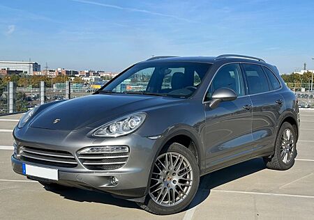 Porsche Cayenne Platinum Edition Tiptronic, 65' km