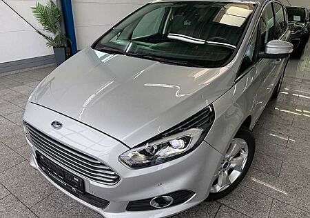 Ford S-Max 2.0 TDCI*7-SITZ*TITAN*LED*NAV*KAMR*TMP*SPU