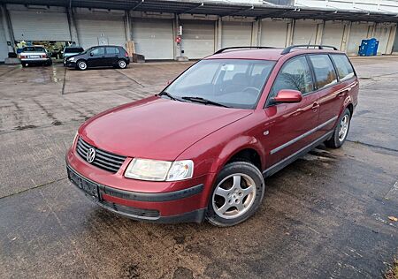 VW Passat Variant Volkswagen 1.9TDI Tüv bis 11.2025