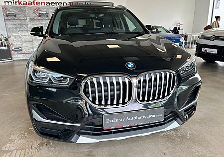 BMW X1 sDrive 18 i*NAVI*LEDER*R-KAM*PANO*HEAD-UP*