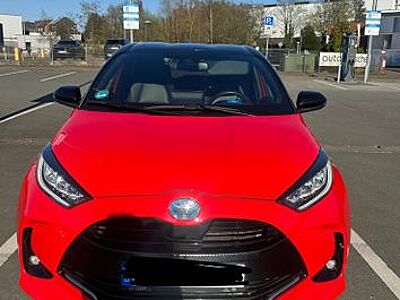 Toyota Yaris 1.5-l-VVT-i Hybrid CVT -